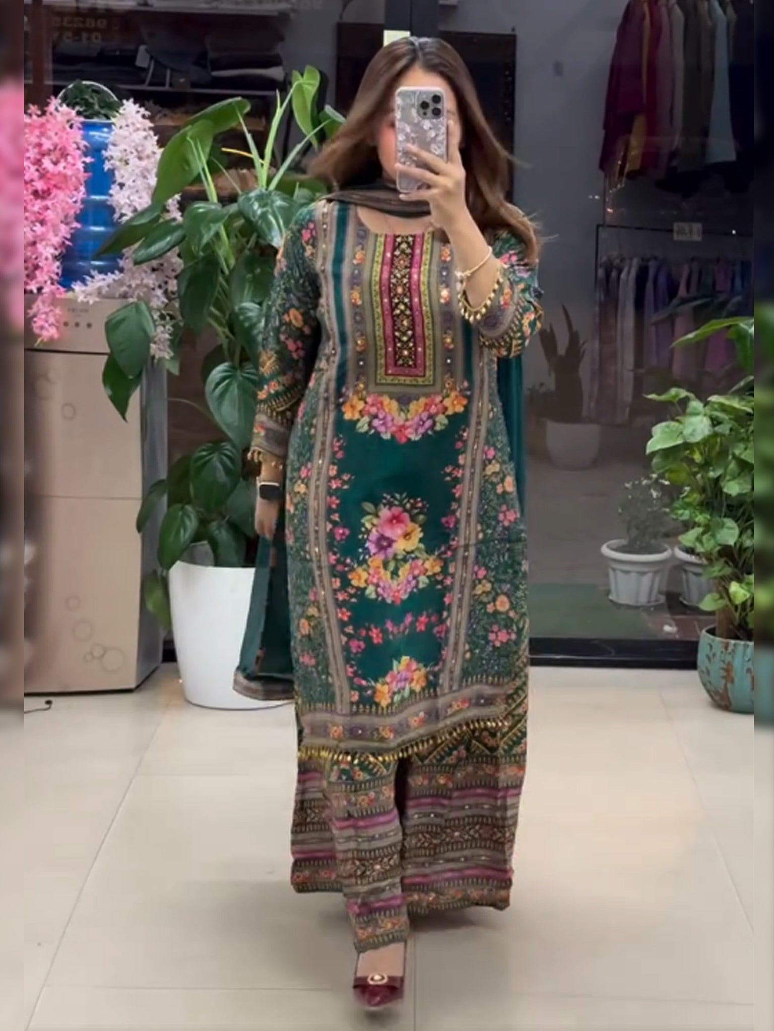 pakistani suit
