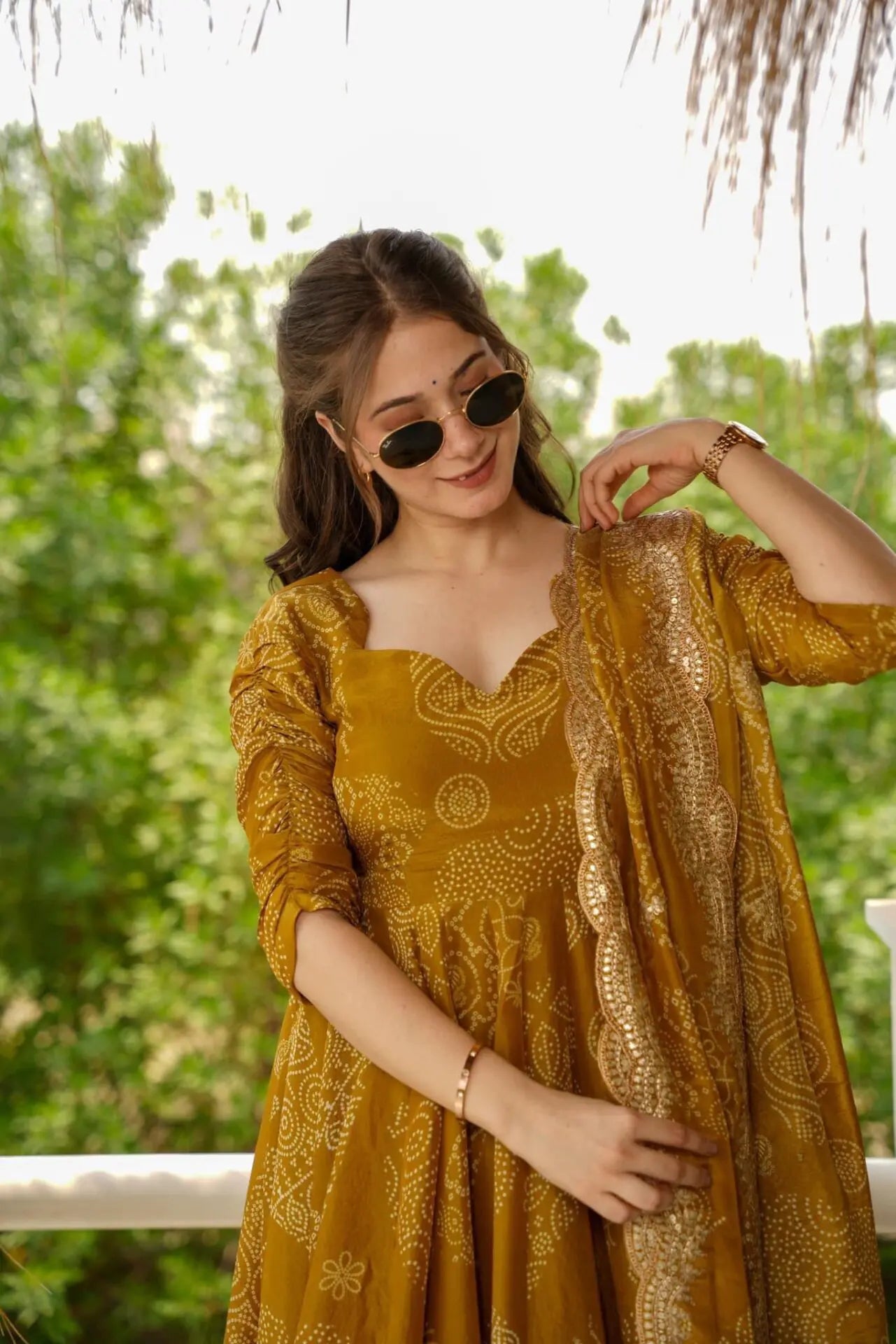 BEHETREE HEAVY FENCY ANARKALI PAIR WITH DUPATTA SET