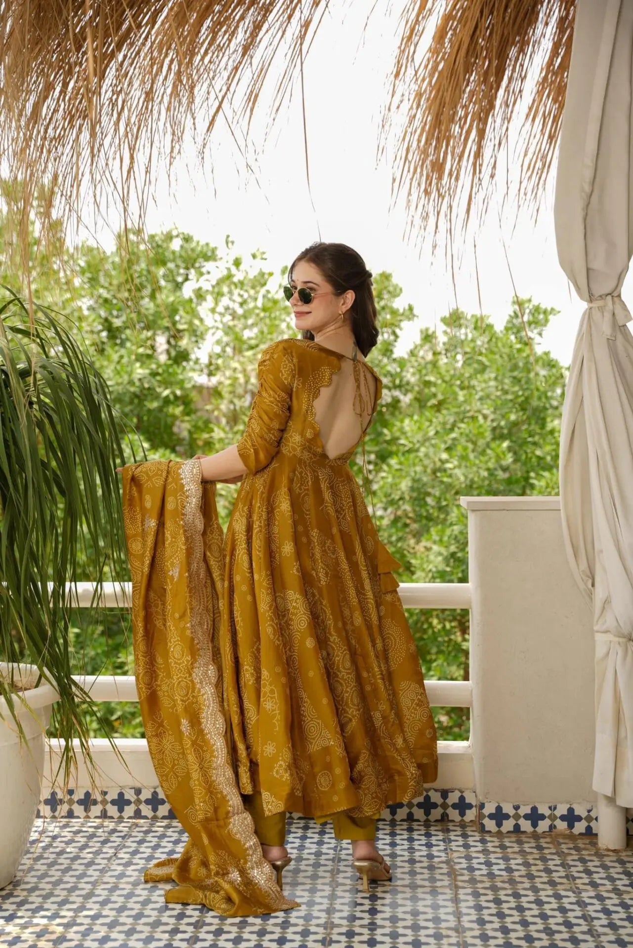 BEHETREE HEAVY FENCY ANARKALI PAIR WITH DUPATTA SET