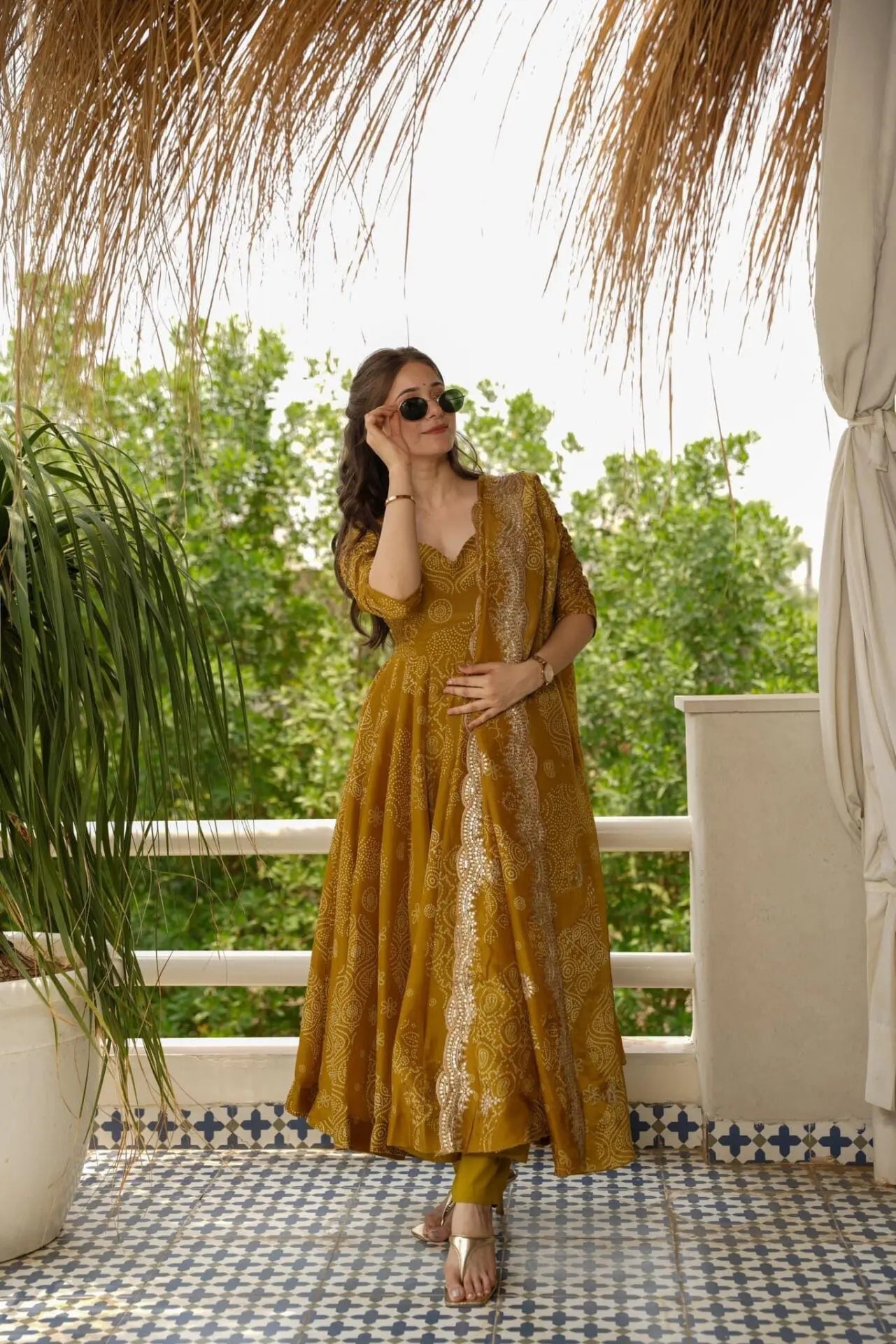 BEHETREE HEAVY FENCY ANARKALI PAIR WITH DUPATTA SET
