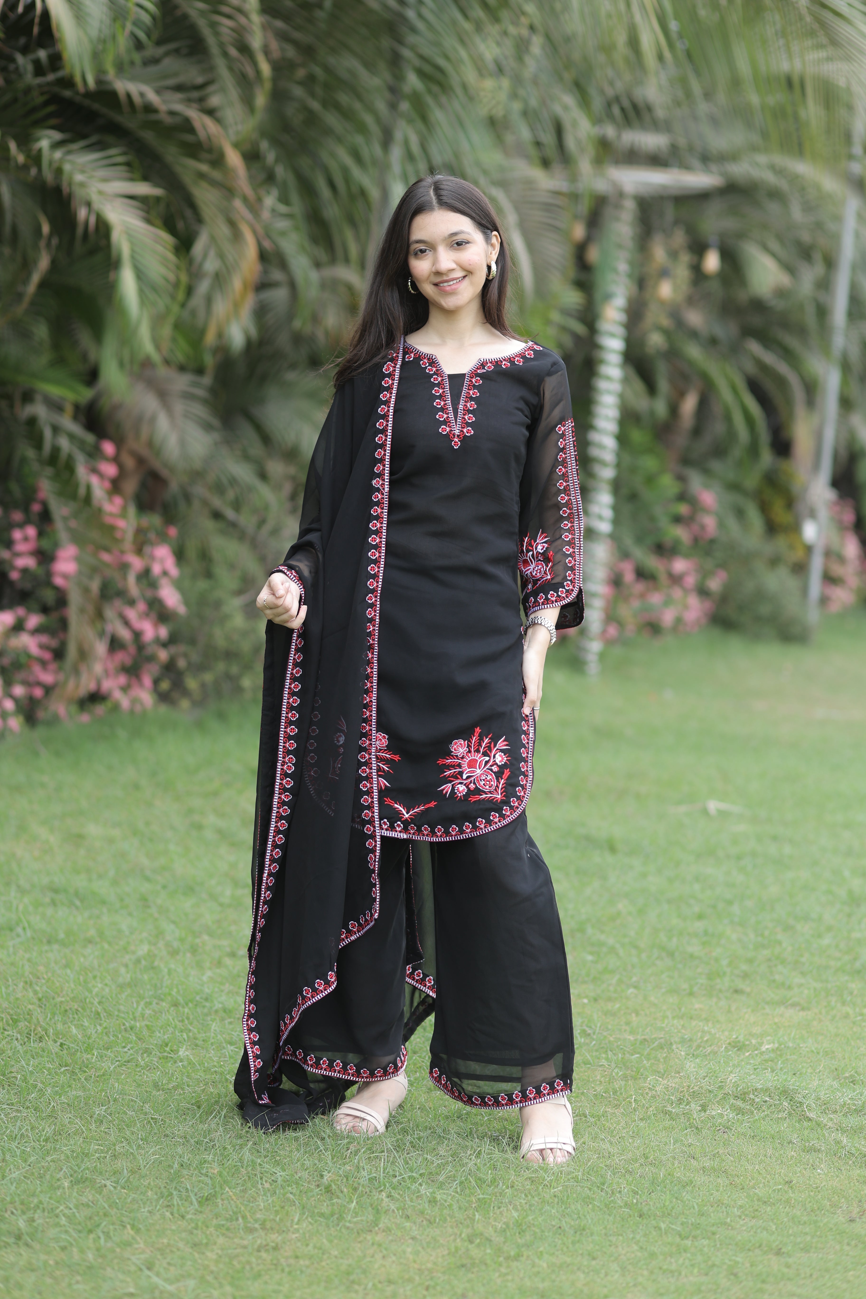 SUHANA-Women's Embroidered Georgette 3-Piece Suit Set