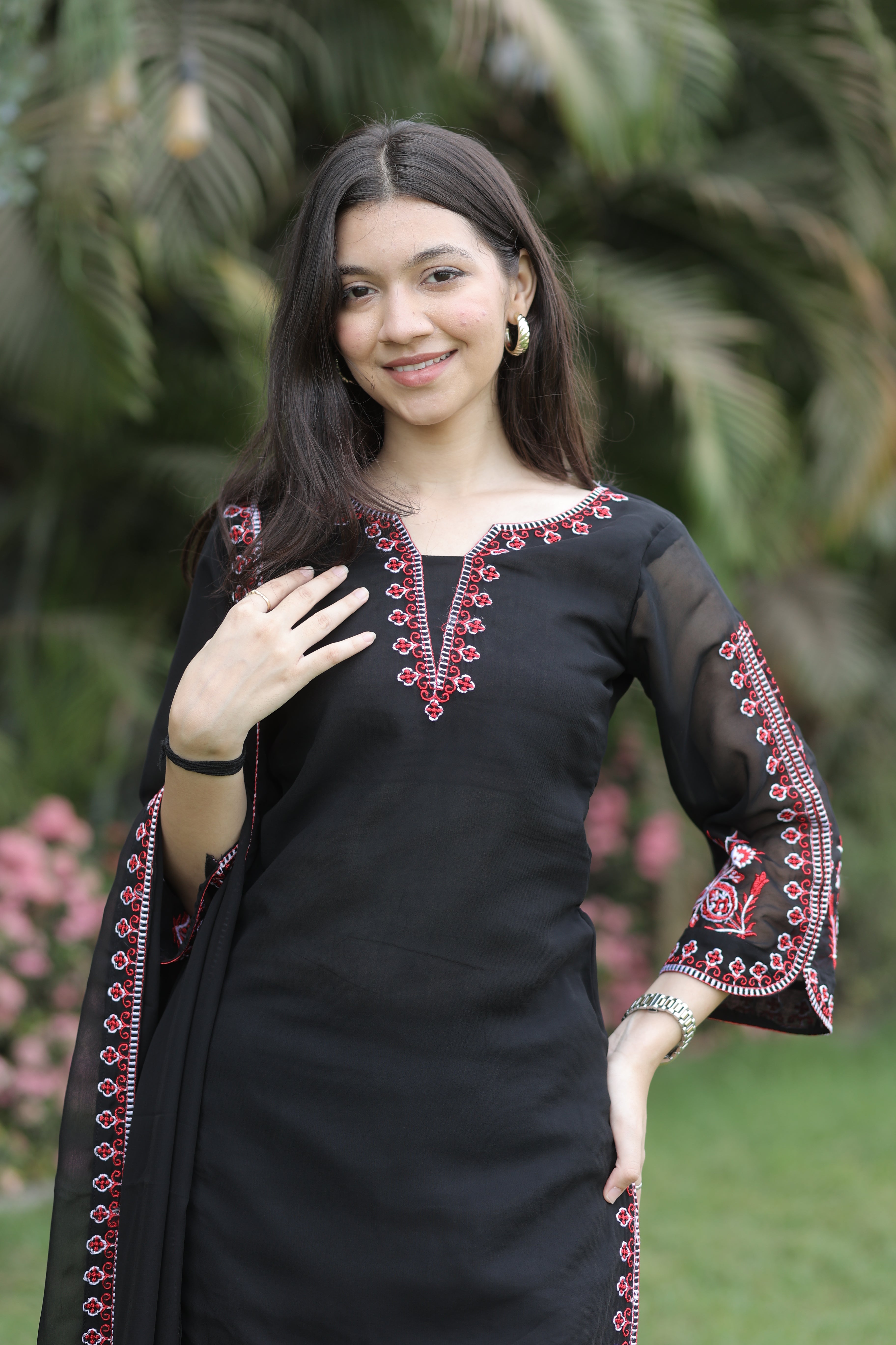 SUHANA-Women's Embroidered Georgette 3-Piece Suit Set