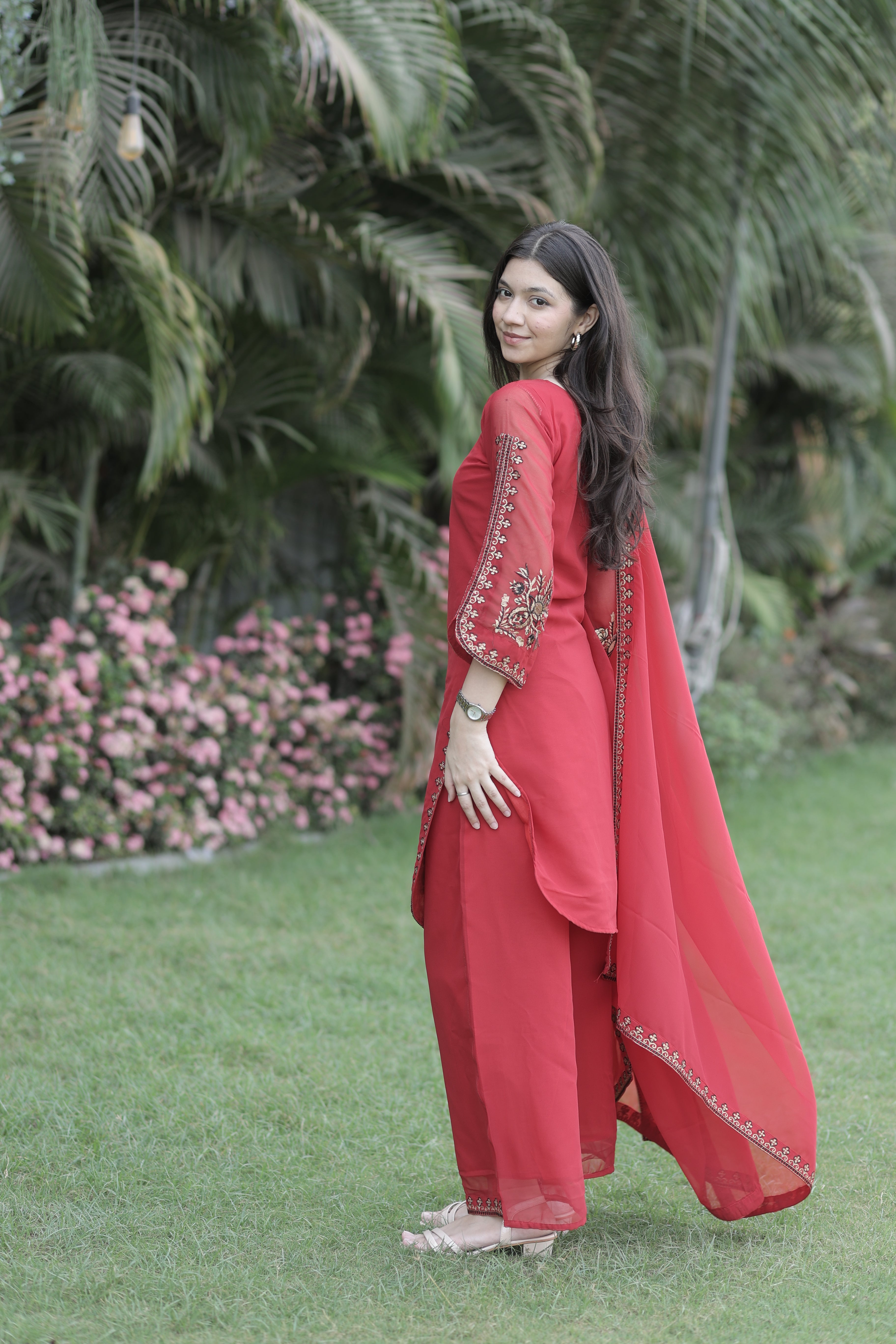 SUHANA-Women's Embroidered Georgette 3-Piece Suit Set