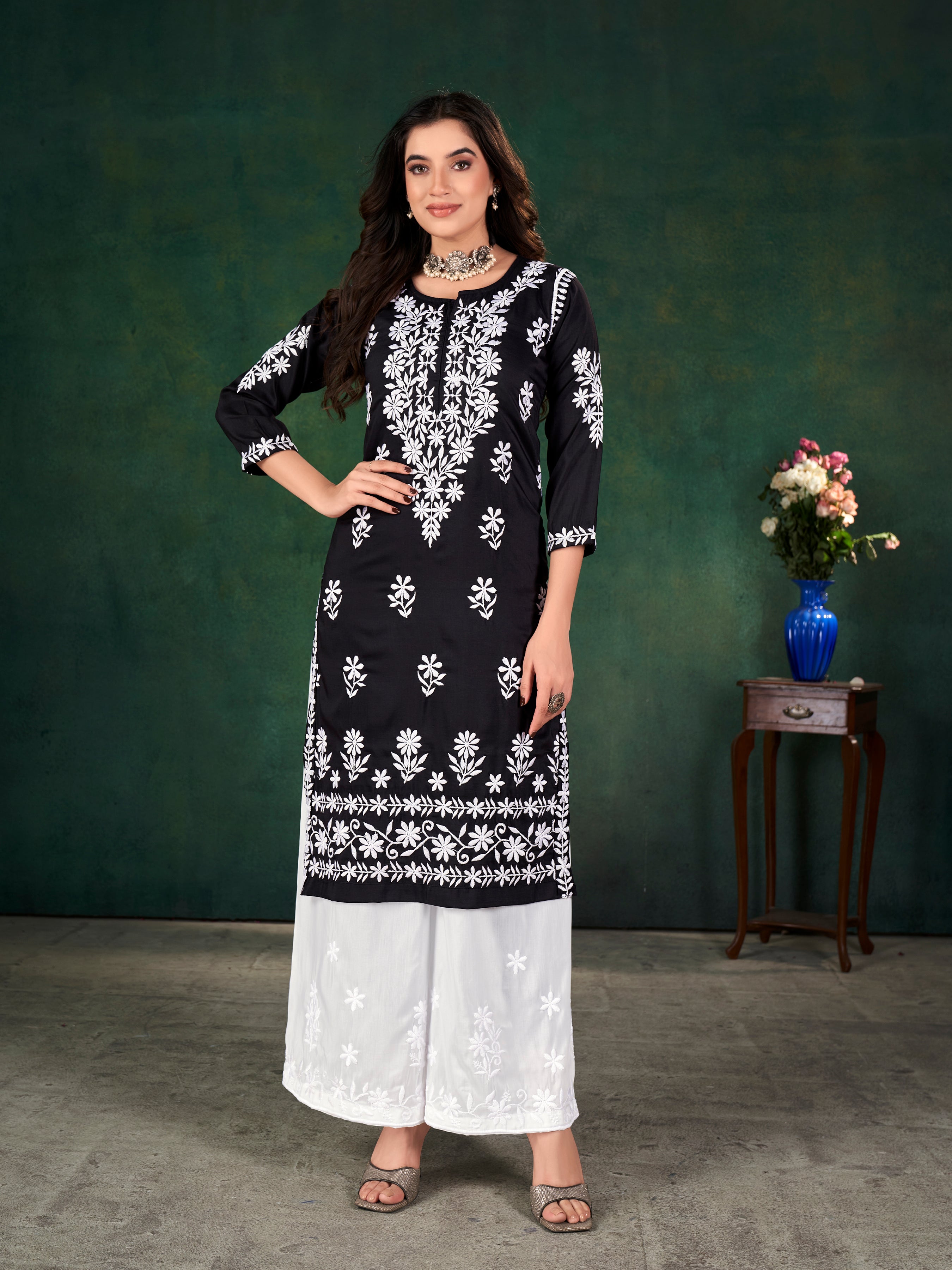 CHAVLI CHIKANKARI KURTI & PLAZZO PAIR