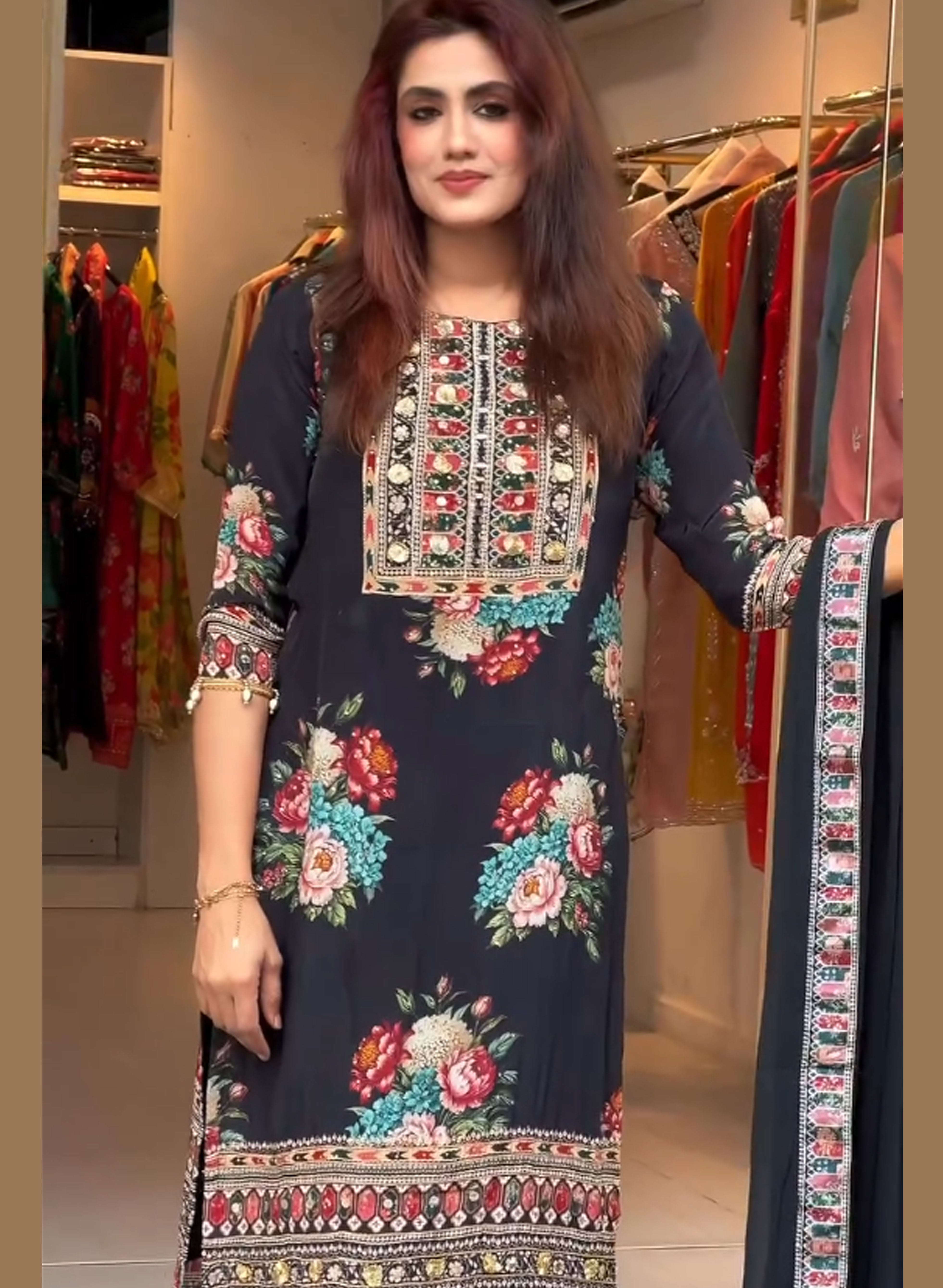 Mohi-Heavy Fancy Pair With Dupatta Set