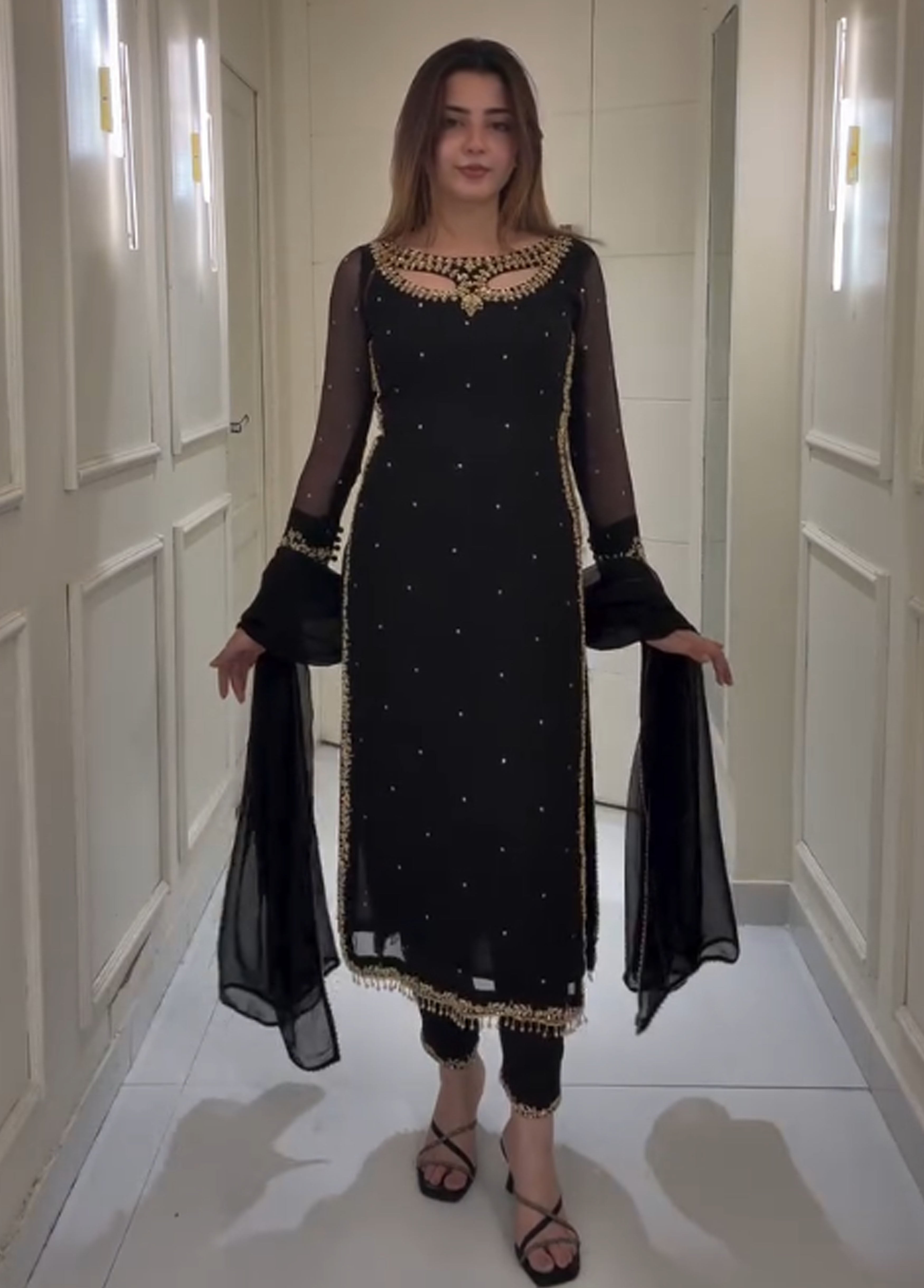 Qutee -Heavy Fancy Pair With Dupatta Set