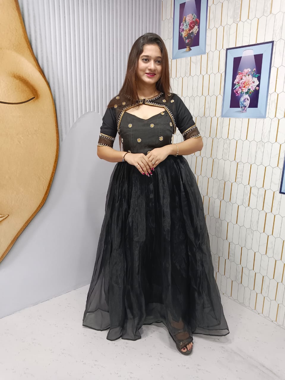 Feni-Elegant long gown with detachable kotti (jacket-style layer)