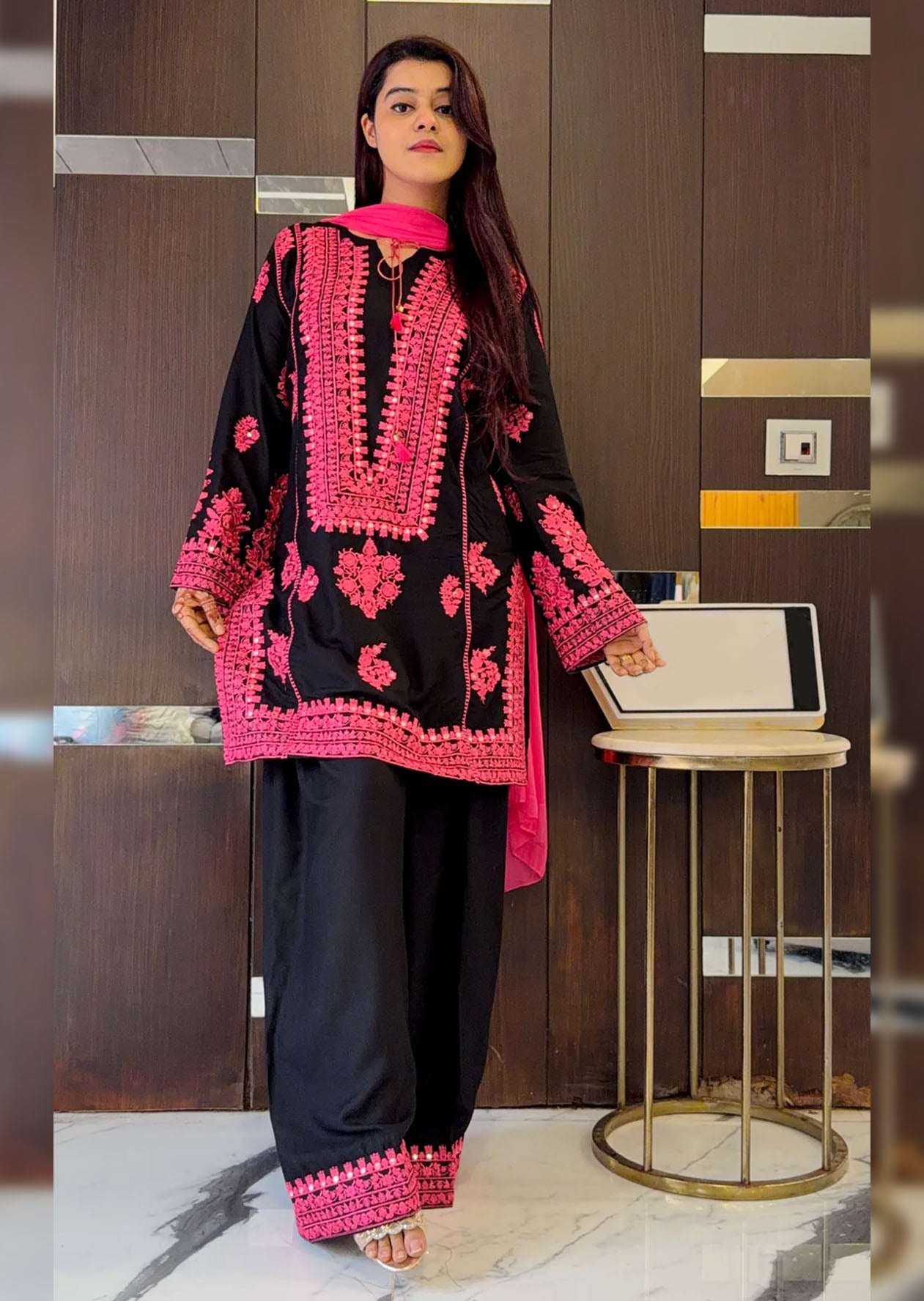 Entiha-Pakistani Heavy Fancy Pair With Dupatta Set