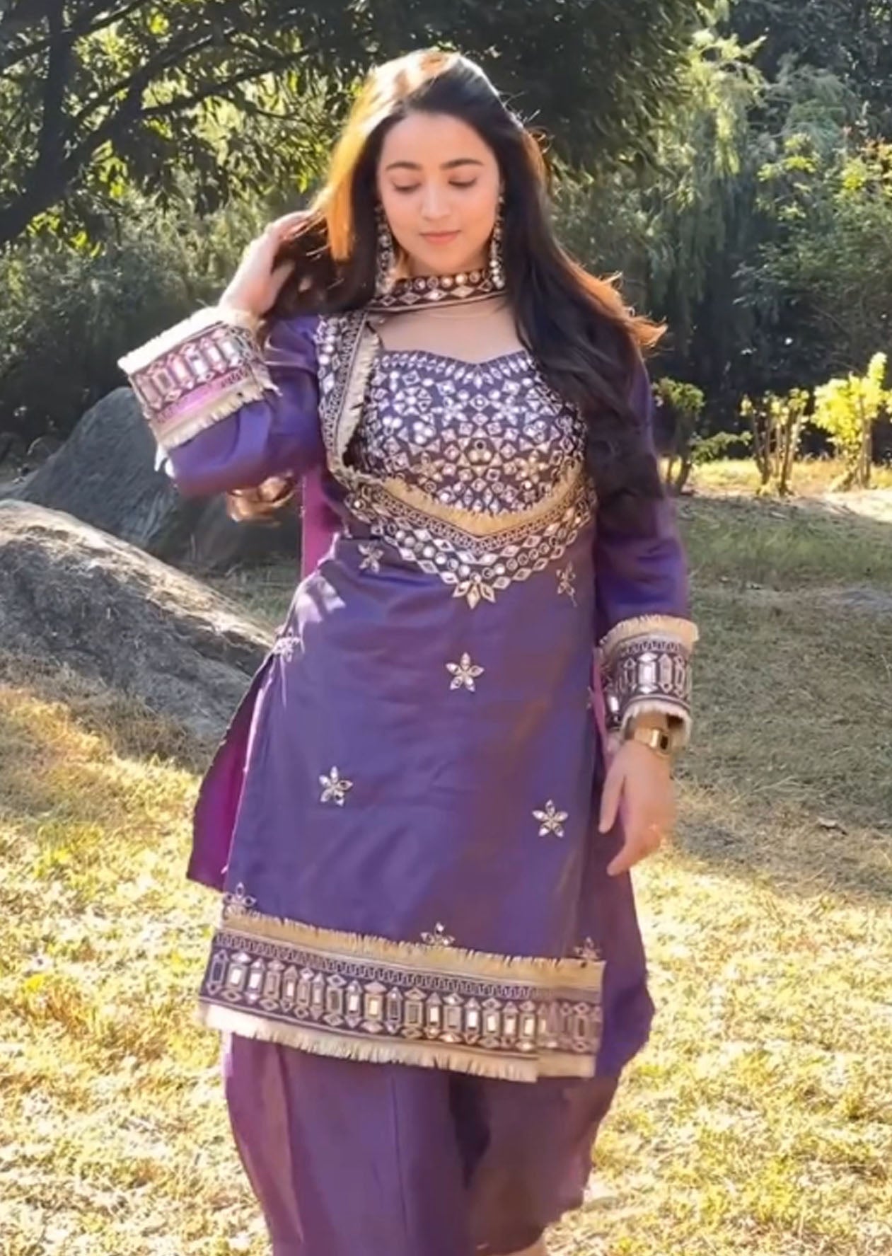 Zeenat-Premium Pakistani Suit Set