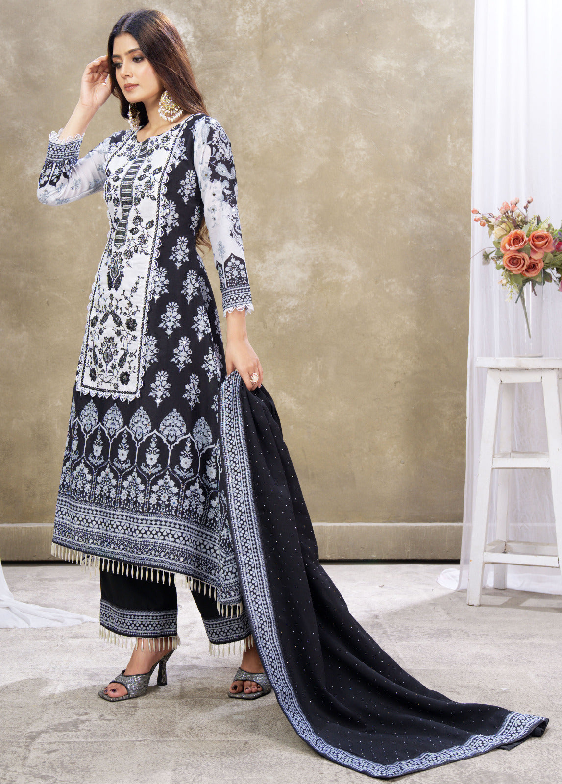 PLEVARI-2 HEAVY FENCY PAIR WITH DUPATTA SET