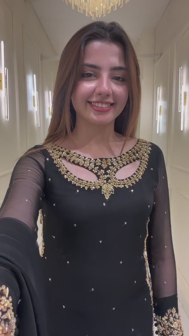 Qutee -Heavy Fancy Pair With Dupatta Set