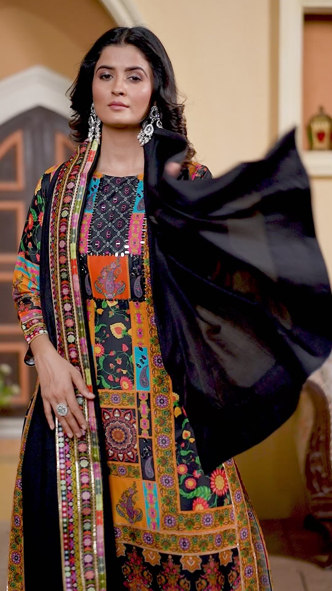 JOOHI BLACK HEAVY FANCY PAIR WITH DUPATTA SET