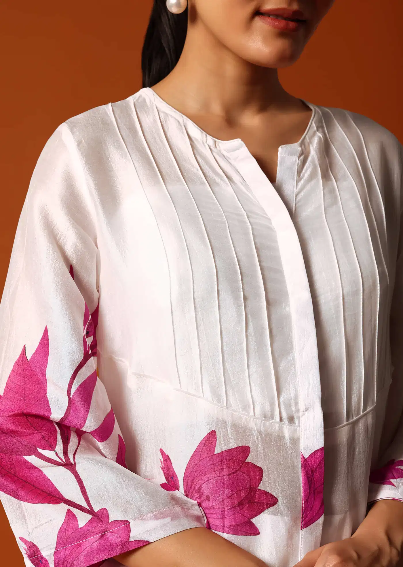 Yaami-Elegant Cotton Floral Kurta Set